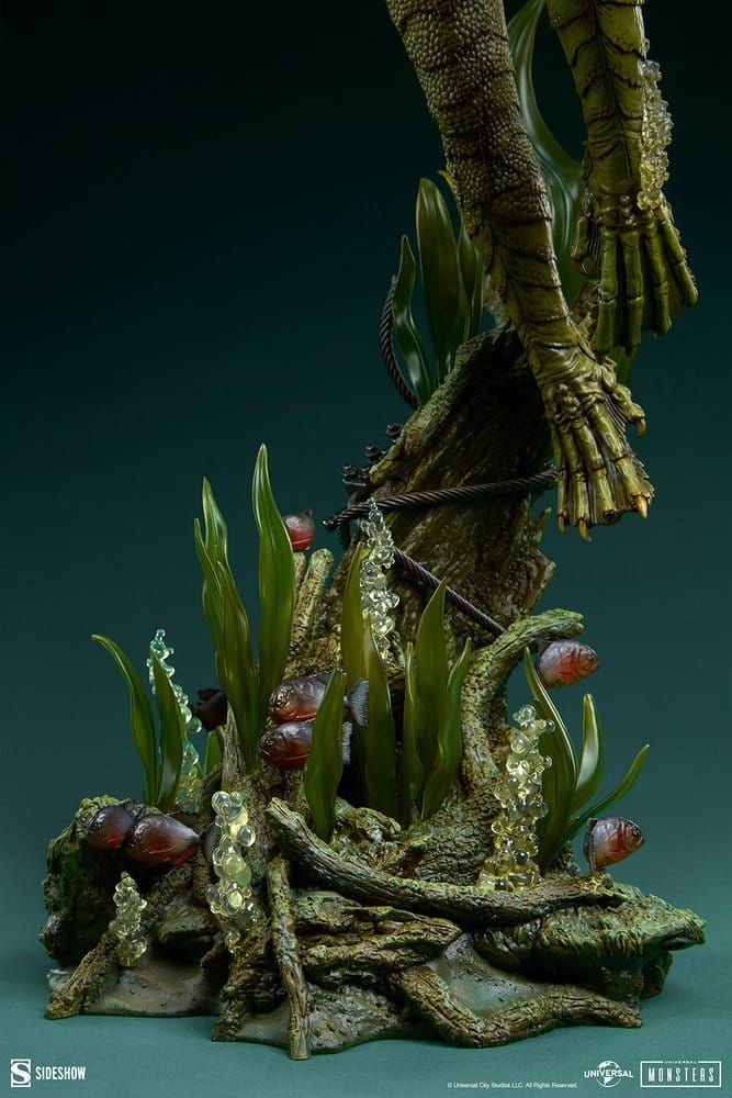 Thumbnail: Universal Monsters Premium Format Figure Creature from the Black Lagoon 80 cm