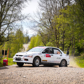 Jarno Pentinpurolle ongelmista huolimatta hyvä pistesaalis Turun SM-rallista