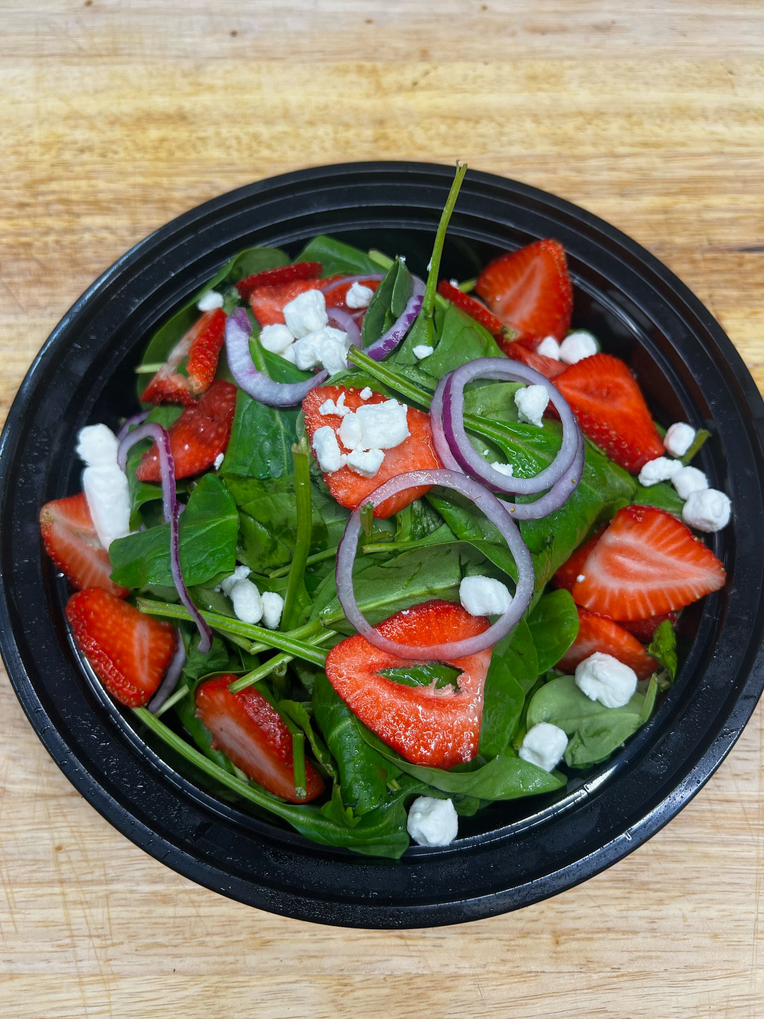 Strawberry, Spinach Salad with Blackened Chicken