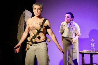 Giovanna Lombardi e Claudio Contartese in Love's Kamikaze di Mario Moretti. Regia di Mila Teatro del Navile 11-12-13 marzo 2022. Ph © Nino Campisi 2022.