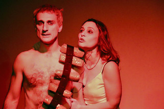 Giovanna Lombardi e Claudio Contartese in Love's Kamikaze di Mario Moretti. Regia di Mila Teatro del Navile 11-12-13 marzo 2022. Ph © Nino Campisi 2022.