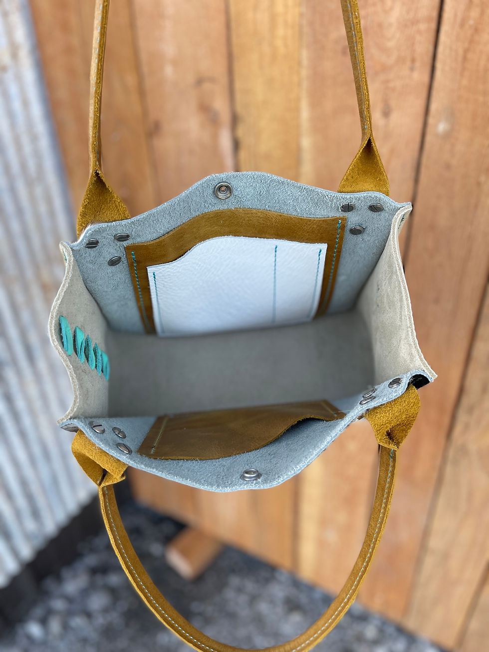 Thumbnail: inside view