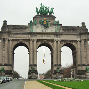 飛行機の展示が充実した軍事博物館：Musee Royal de l'Armee d'Histoire Militaire