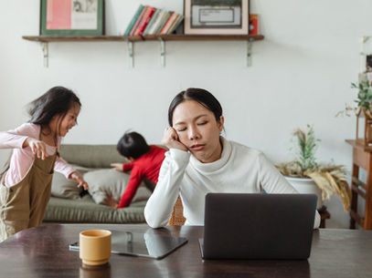 Motherhood Impostor Syndrome and Overcoming It