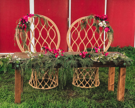 CATCH THOSE BOHEMIAN VIBES!