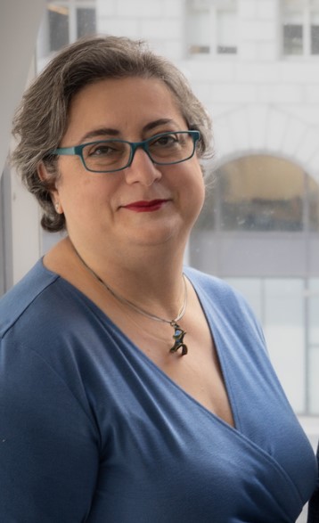 Writer: SHIVA MENDEZ