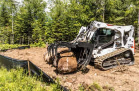 Bobcat with Grapple.png