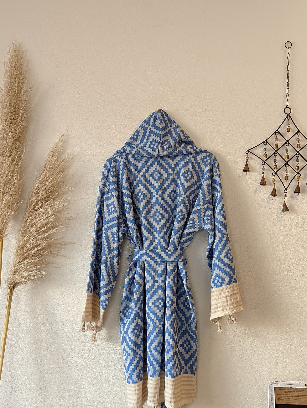 Thumbnail: 4 Directions Robe