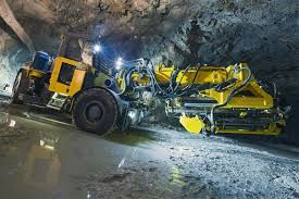 Thumbnail: operators and Artisians training