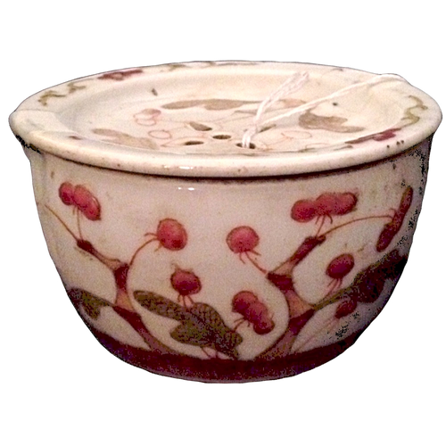 Qianlong Dynasty Soap Dish Hand Painted (with lid) America’s Artifacts