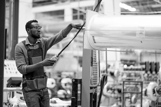 ouvrier dans une usine