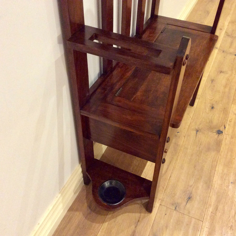Thumbnail: Edwardian Mahogany Hall Stand with Bevelled Edge Mirror and Seat Storage