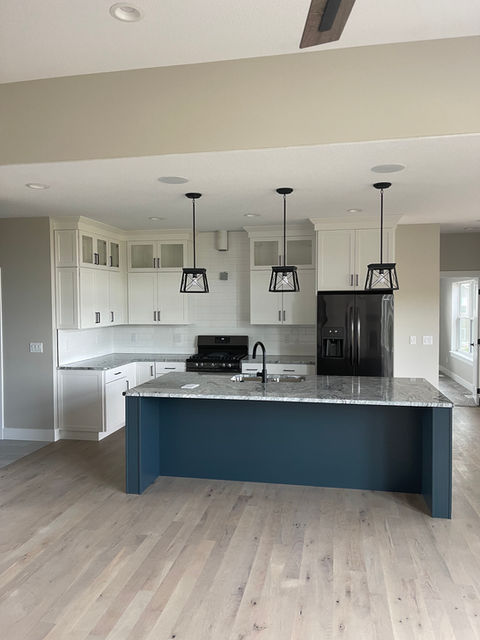 Kitchen with an Island.jpeg