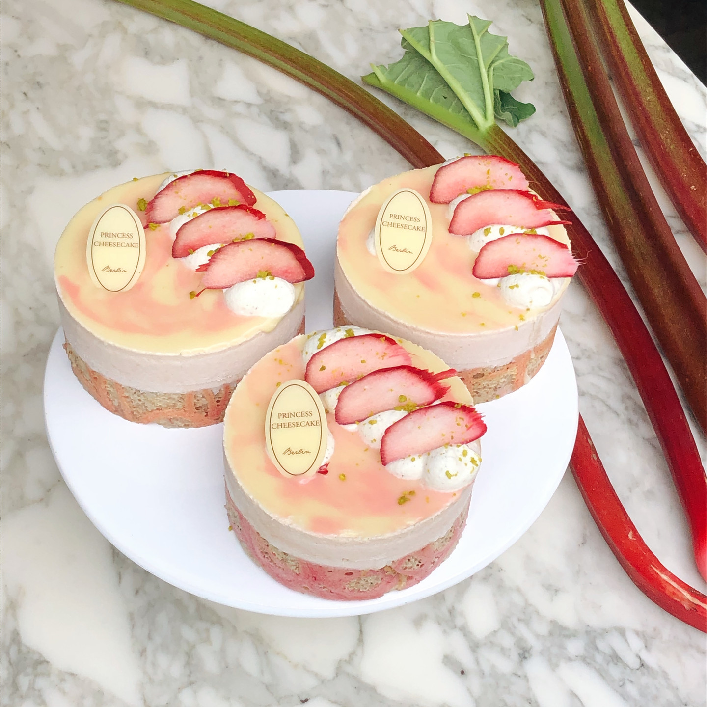 Brüderchen Wodkas Frühlingsgruß_10cm Option 2 © Robert Weinraub.jpg