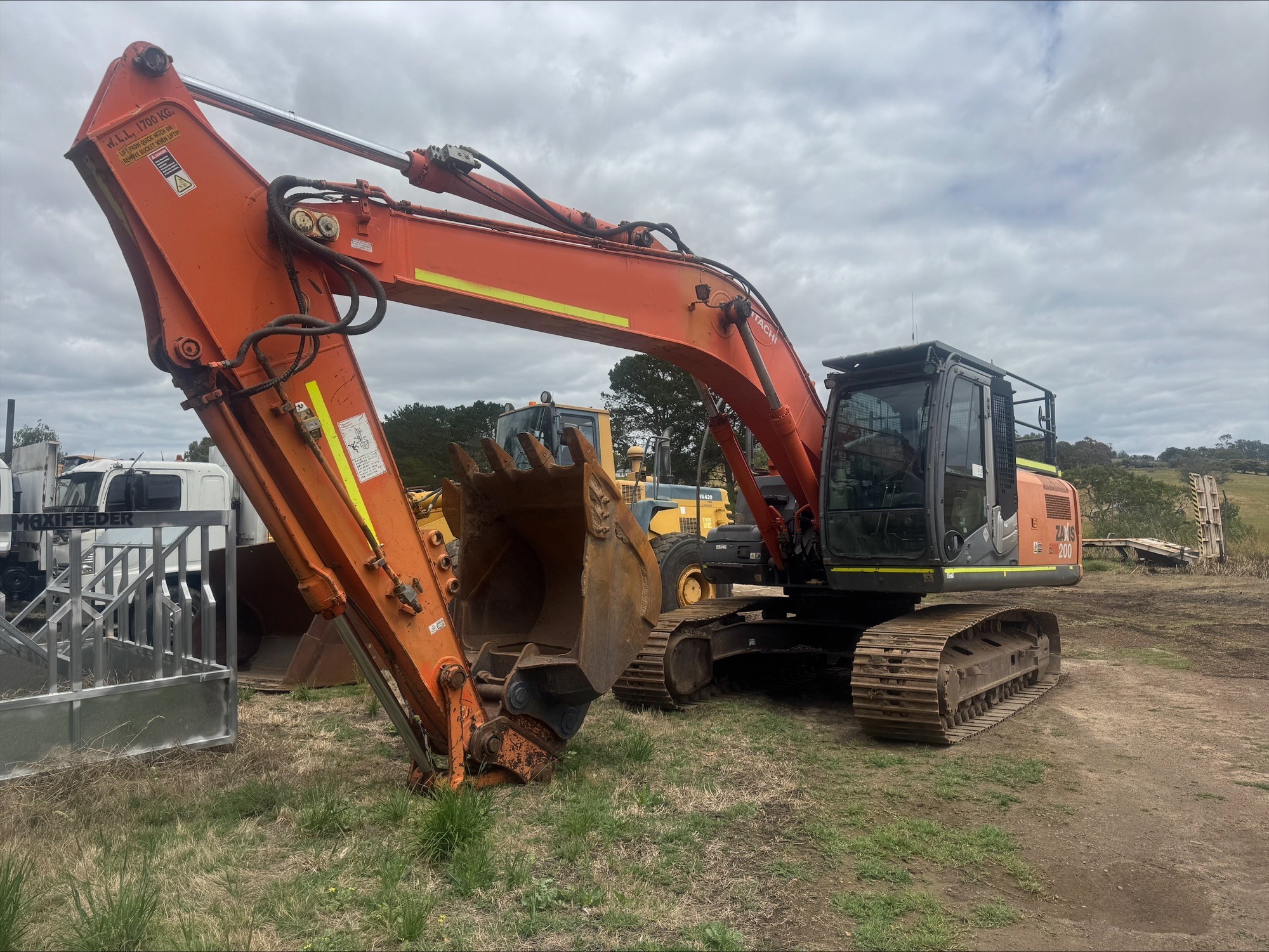 2006 Hitachi ZX200 image 9
