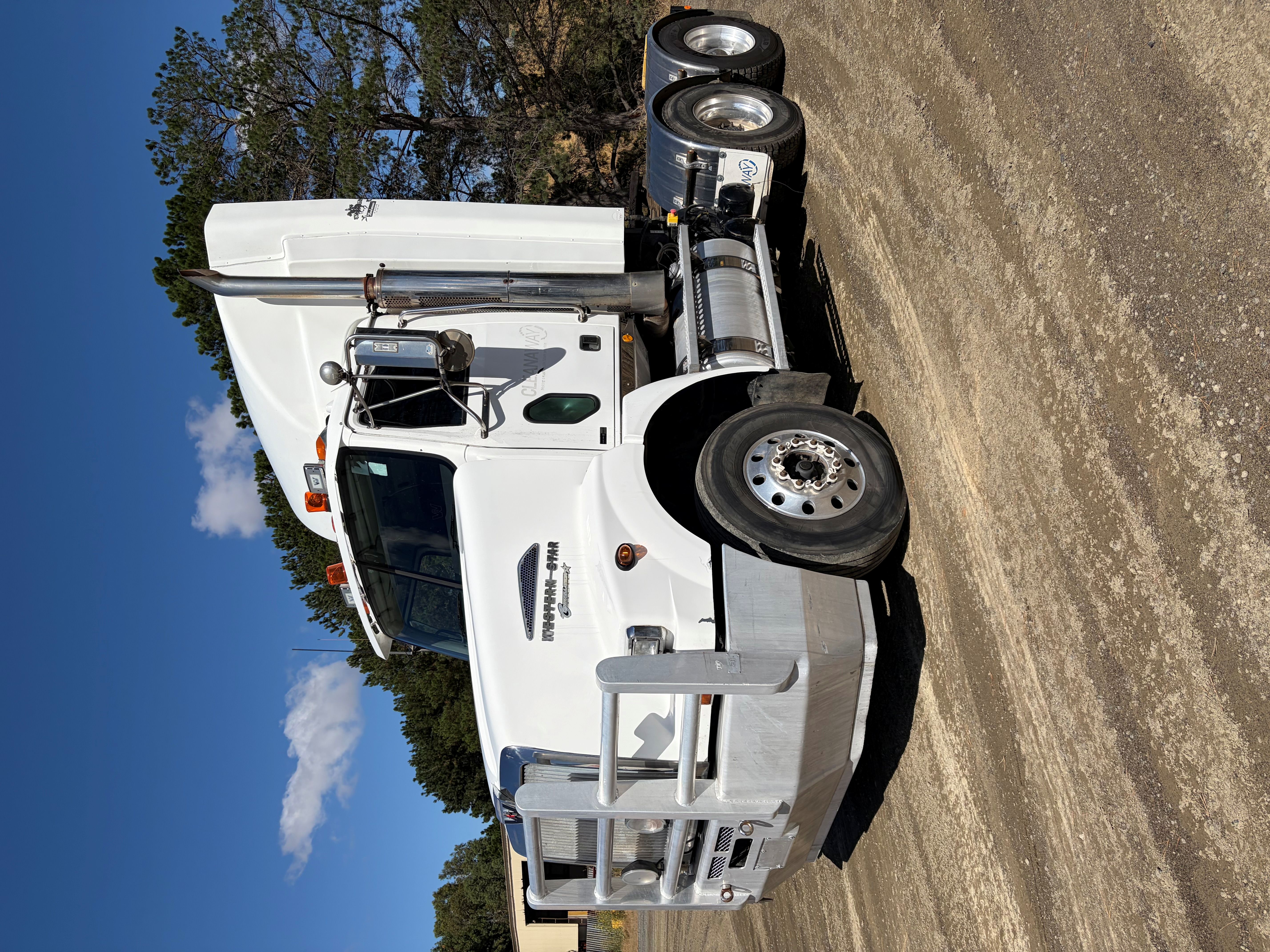 2012 Western Star 5800 image 2
