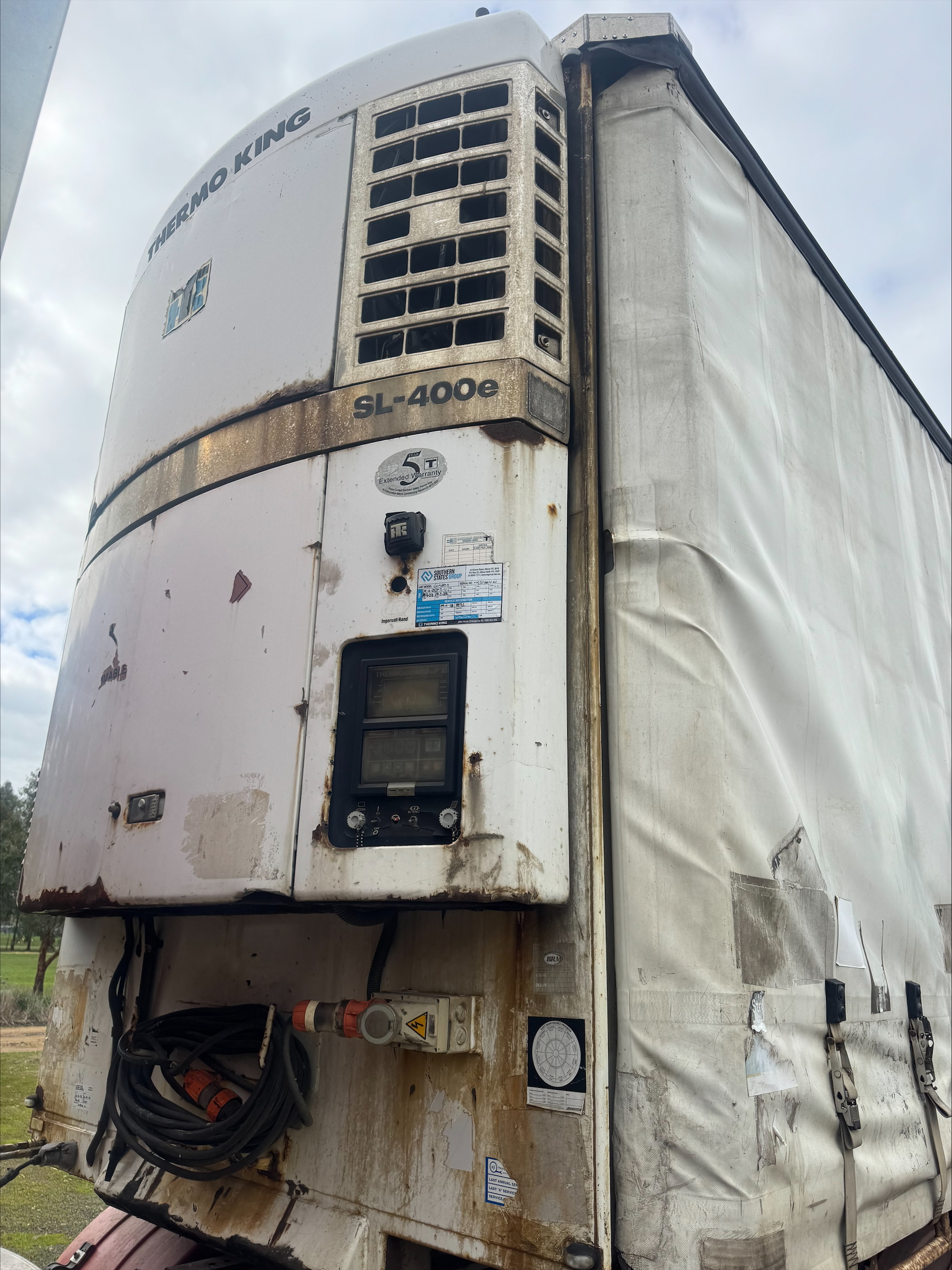 2007 Krueger Refrigerated Semi Trailer image 9