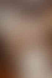 fotografia de uma linda noiva entrando na igreja