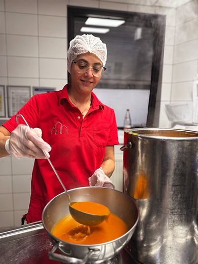 KAT-Nasrin-keukenmedewerker-WEB-V02.jpg