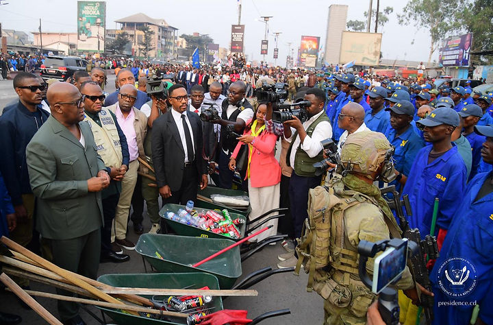 President Félix Tshisekedi inspects sanitation work along Boulevard Lumumba as Kinshasa clears waste, drains and unauthorised public spaces.
