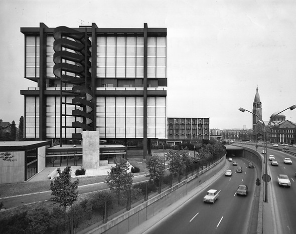 Fondation Avicenne_Photo © Pierre Berenger.jpg