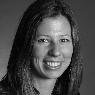 Beth Holzberger Headshot.jpg