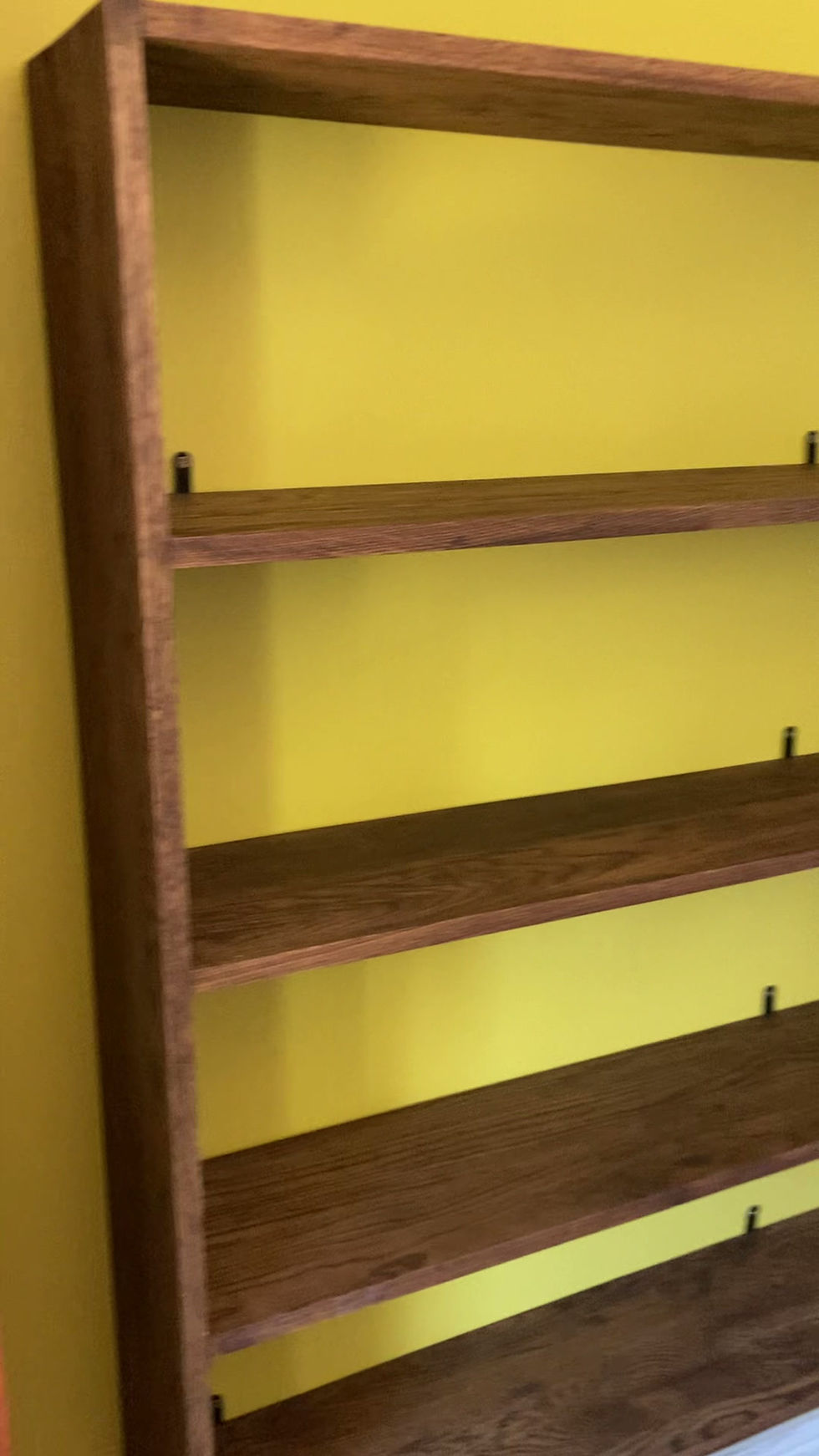 Thumbnail: Oak Corner Shelf