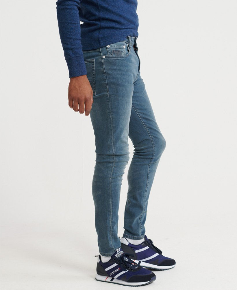 Miniatura: M7000027A