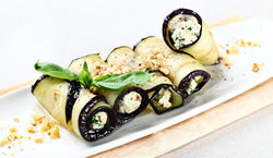 баклажаны рулетики