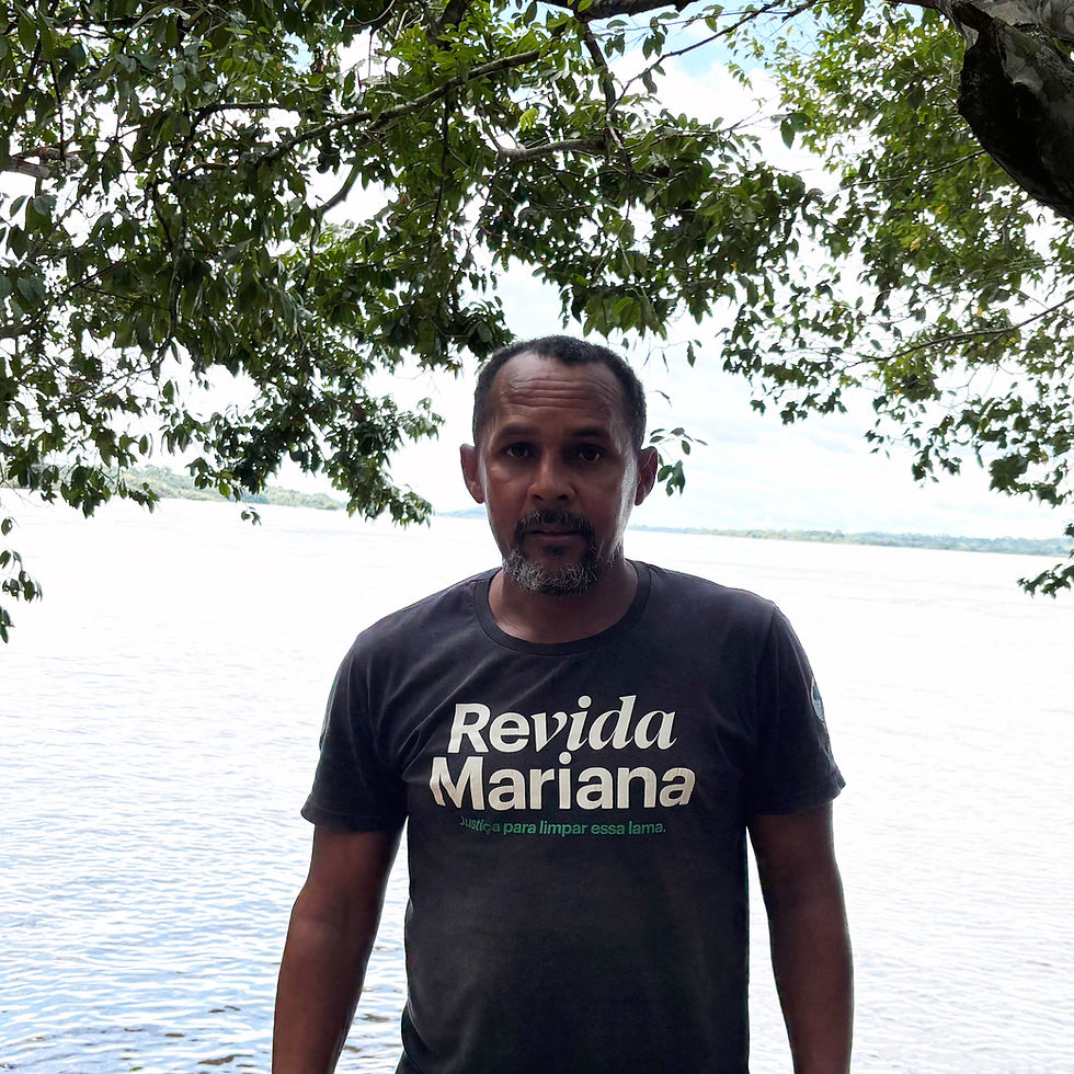 Jonas Nascimento, do Movimento dos Atingidos por Barragens, destaca que o interesse em derrocar o Pedral do Lourenço não vem das comunidades, mas sim do agronegócio. Foto: Anna Mathis/Comunicação MAB Amazônia