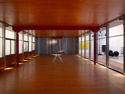 Réfection de batiment Jean Prouvé pour Galerie DOWNTOWN, collaboration avec ID8B