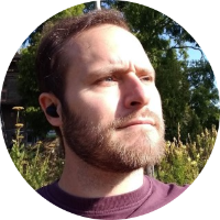 Gareth Bragg Bio