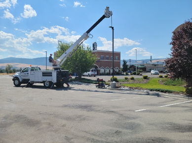 installing light pole
