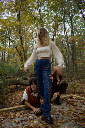 Models: Chance Lockhard ('24), Bella Amenta ('24), Graciana Childs ('24)