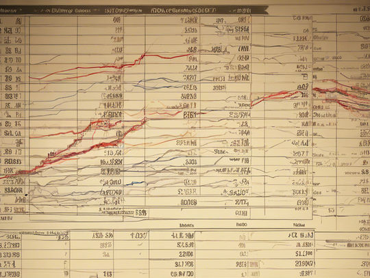 Mixed Signals in the Dry Bulk Market: A Balancing Act