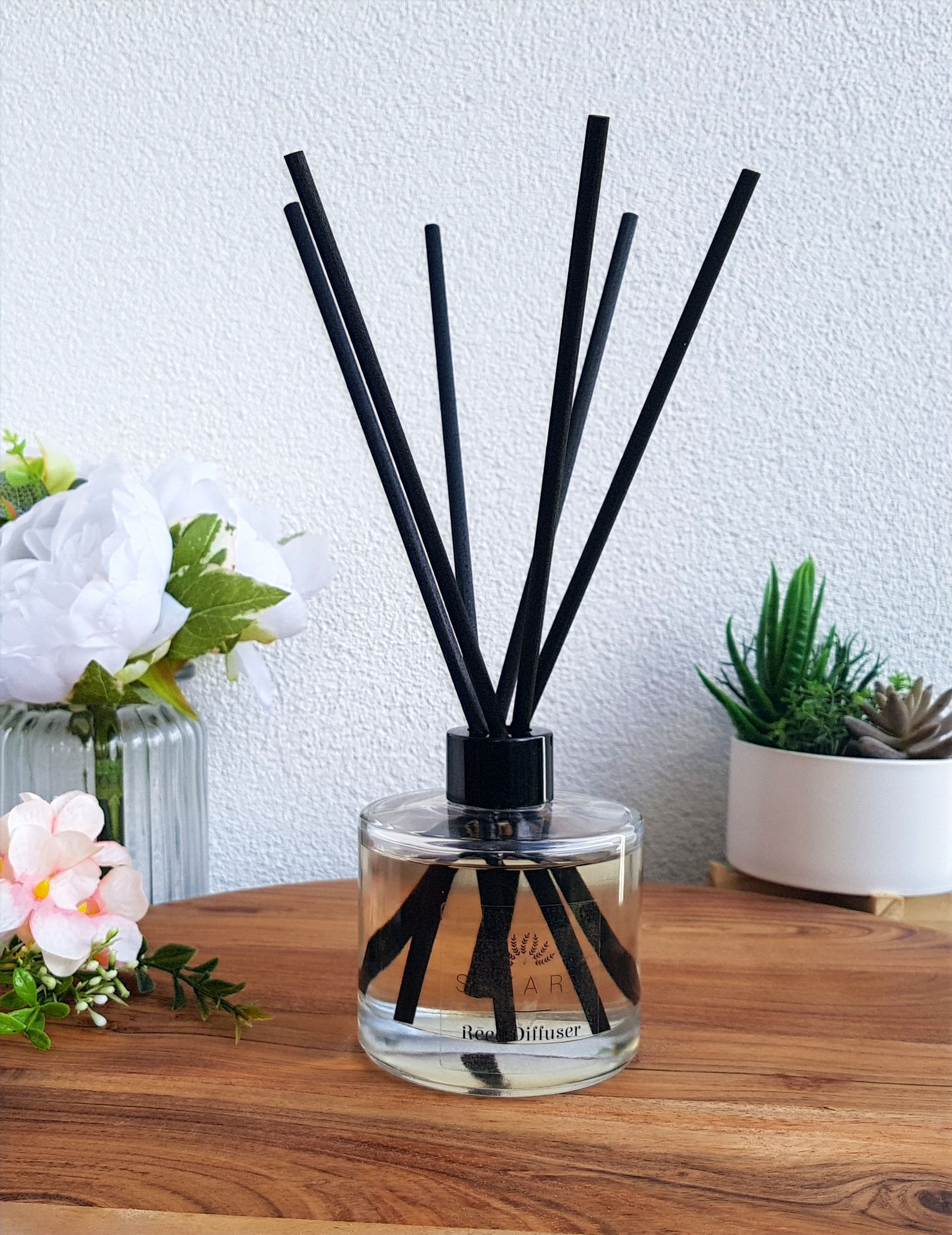 Reed Diffuser - Black (200 ml)