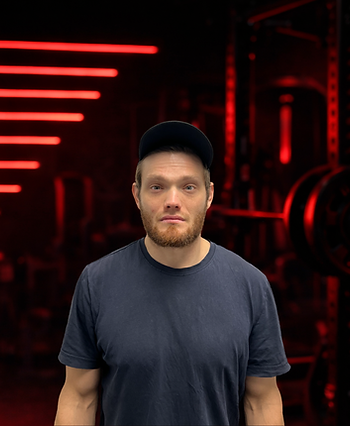 Kyle New Headshot.png
