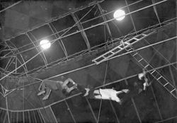Trapecio Barcelona Circo Muchachos Junio
