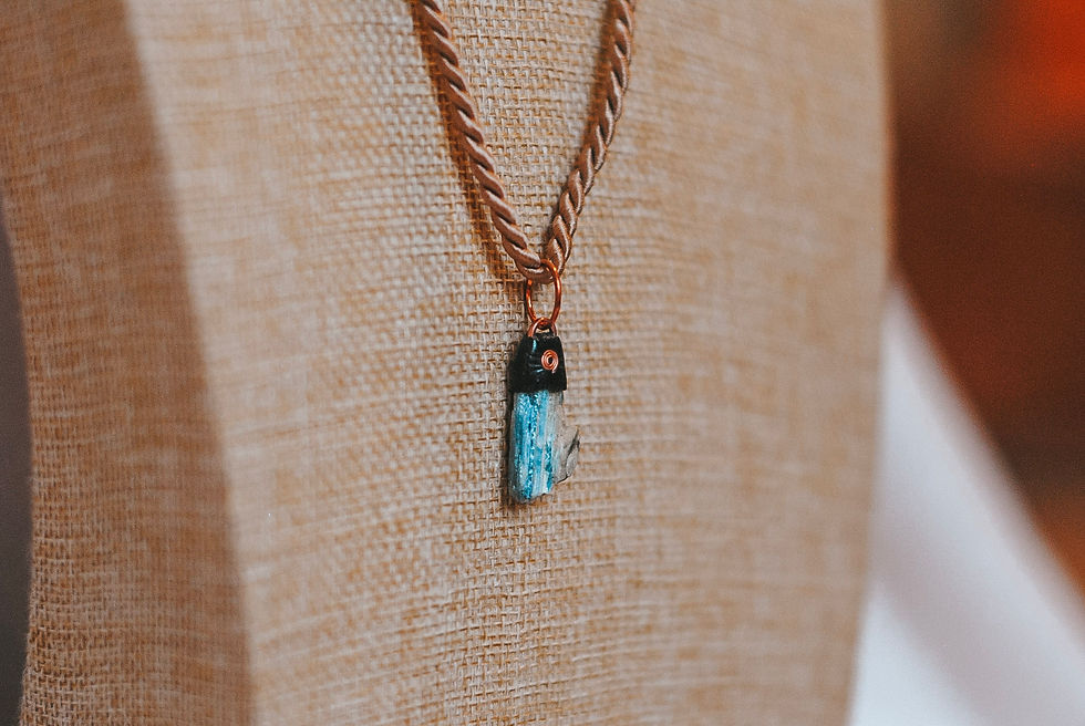 Thumbnail: Mini 'triangle' Kyanite