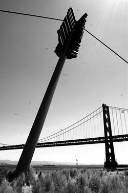 bandw_sfcityshots_arrow.jpg