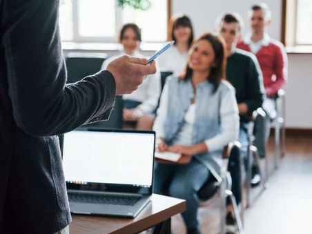 Están abiertas las inscripciones para las carreras de posgrado y postítulo en la UTN-FRD