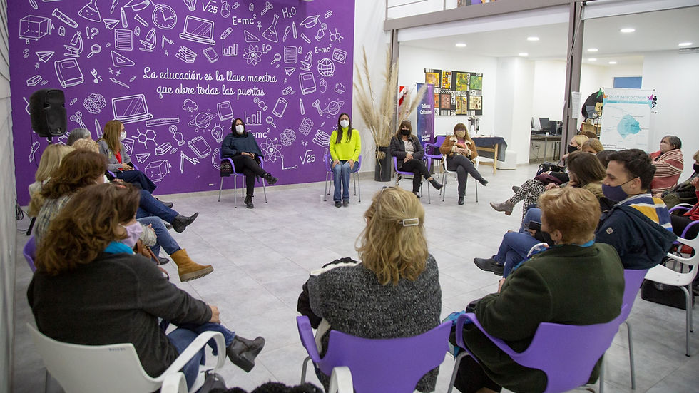“Hablemos de Educación”: Elisa Abella se reunió con docentes activas y jubiladas