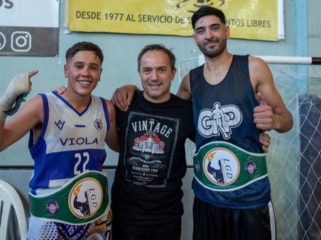 Abella acompañó el Festival de Boxeo que se realizó en el Club Plaza Italia
