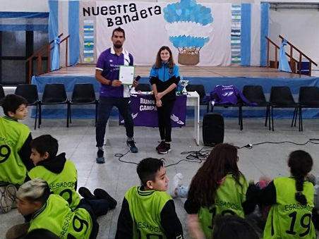 Se realizó una charla de motivación para una alimentación saludable en el deporte