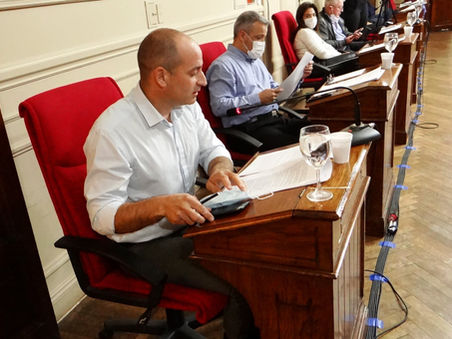 Colella: “Los datos del Municipio sobre contagios de covid-19 dejan muchas dudas”