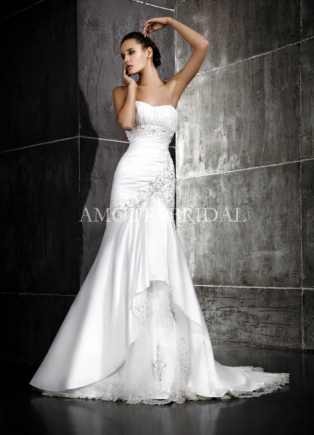 Amour Bridal 1156