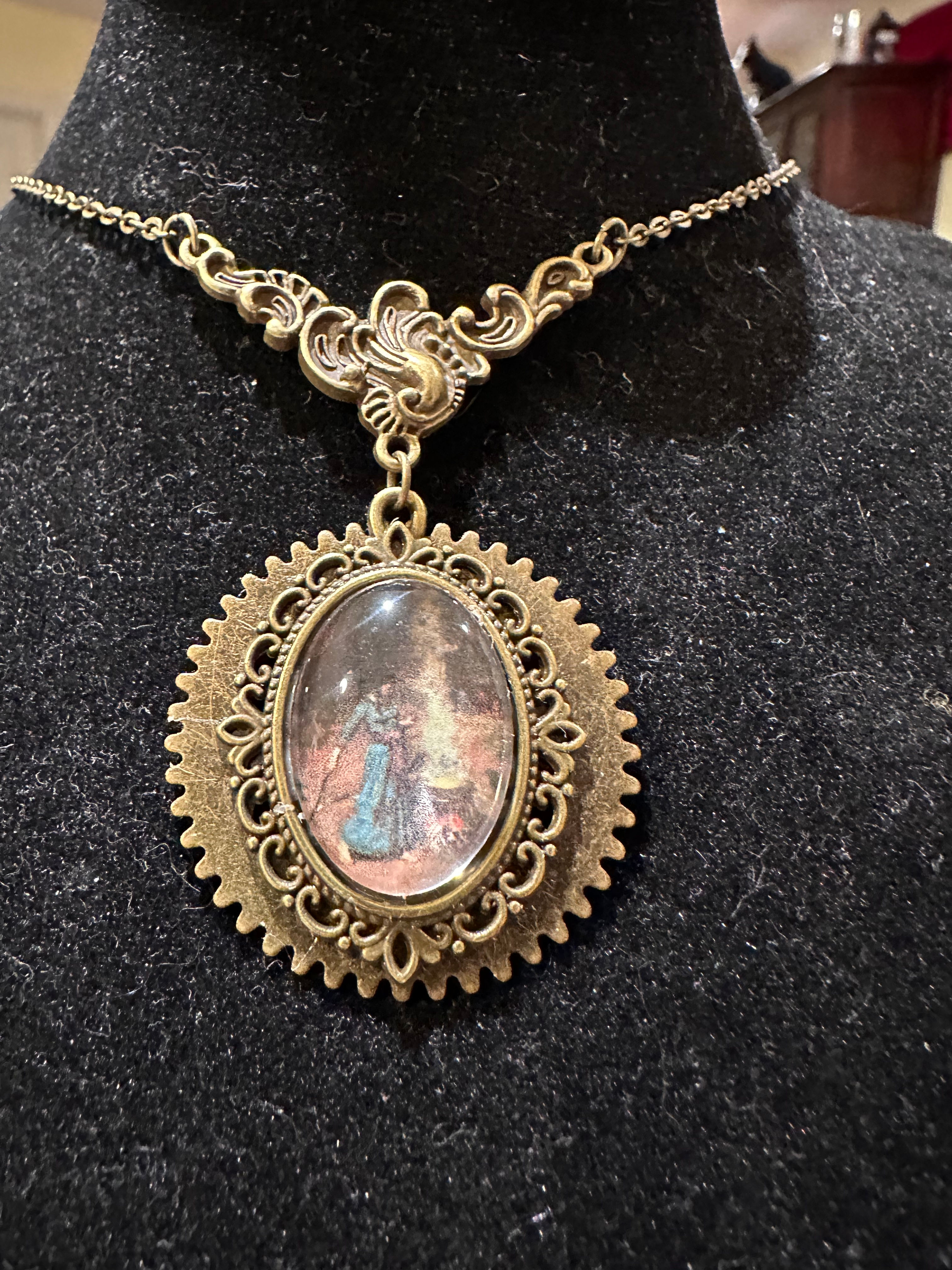 Magic Circle Statement Cameo