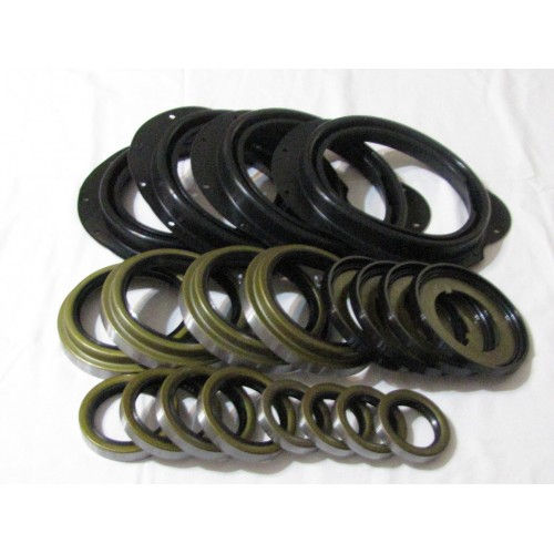 5 TON (2) STEER BOOT AND SEAL KIT