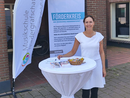 Musikschule Niedergrafschaft präsent beim Stadtfest in Neuenhaus