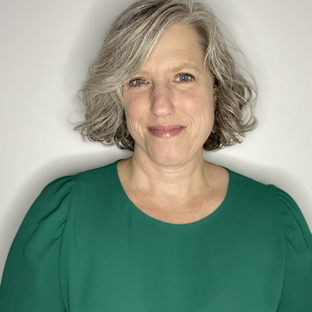 Writer: Nikki, Relationship Coach